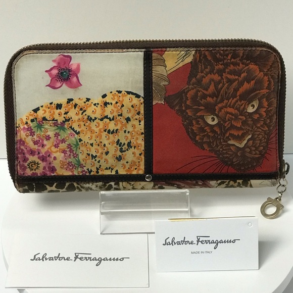 Salvatore Ferragamo Animal Print Vintage Zip Around Wallet 😍🔥 - Picture 3 of 17